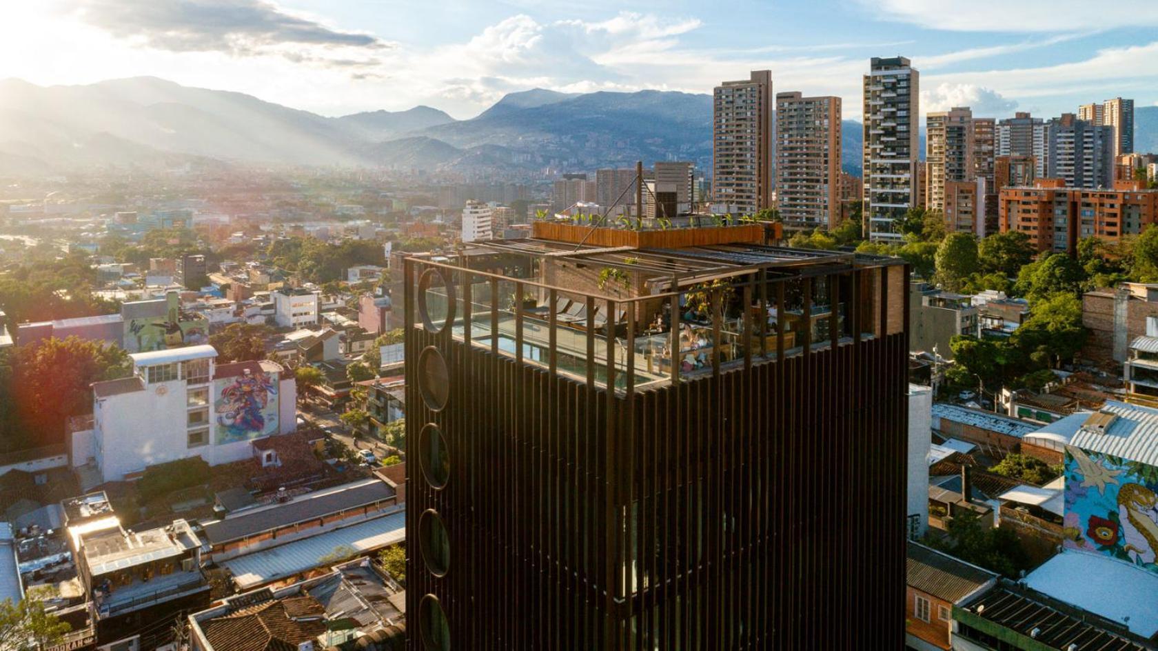 Hotel Marquee Medellín Dış mekan fotoğraf View of the building from the roof